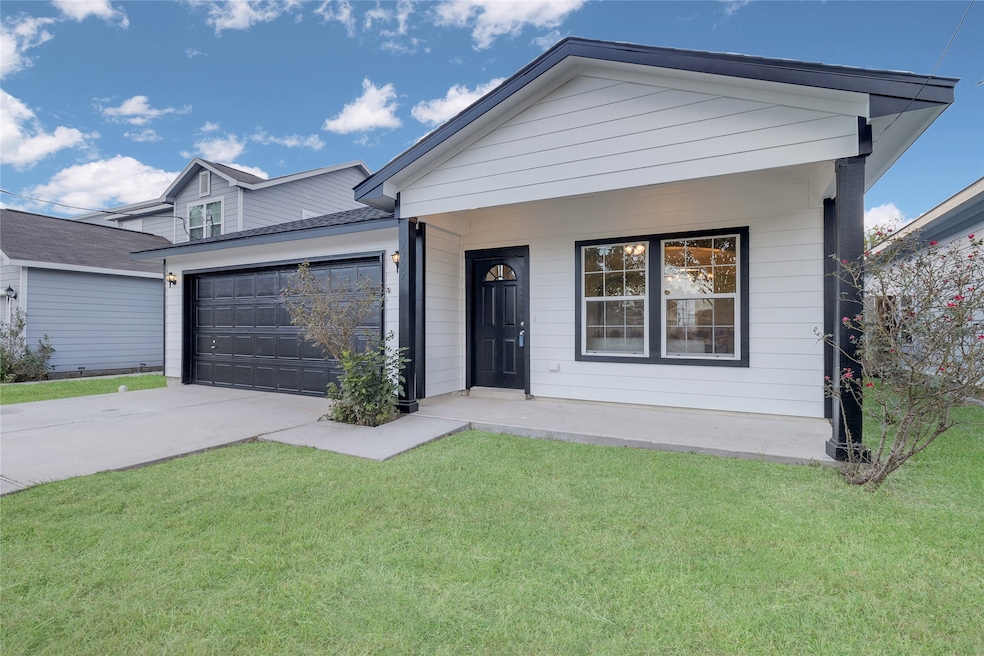 New Roof and Recent Exterior Paint throughout the