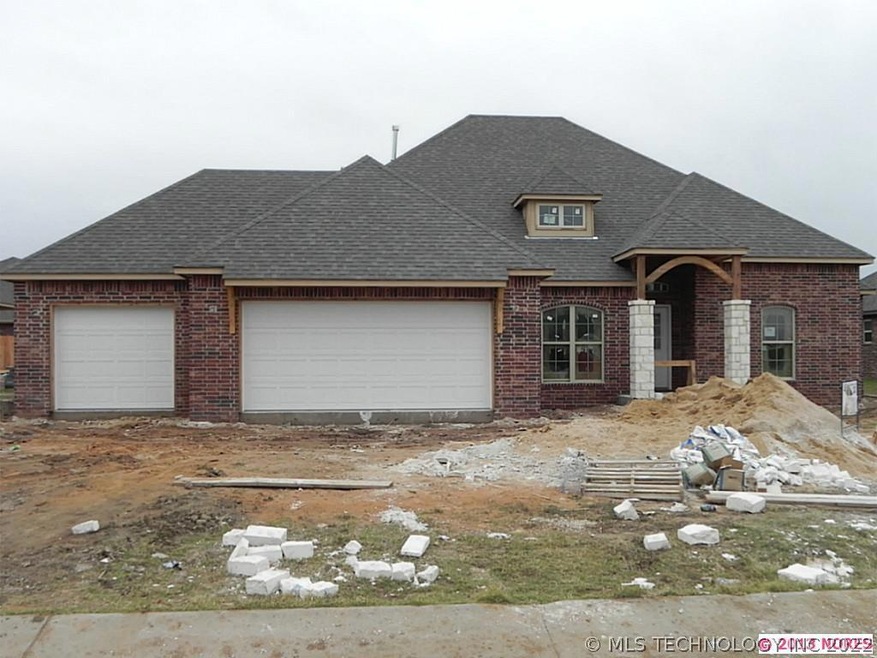 1633 E Canton St, Broken Arrow, OK 74012 - photo 1