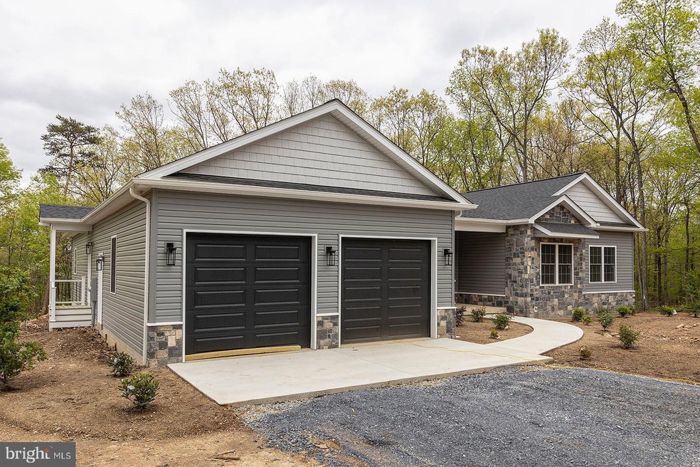 520 N Timber Ridge Rd, Cross Junction, VA 22625 - photo 1