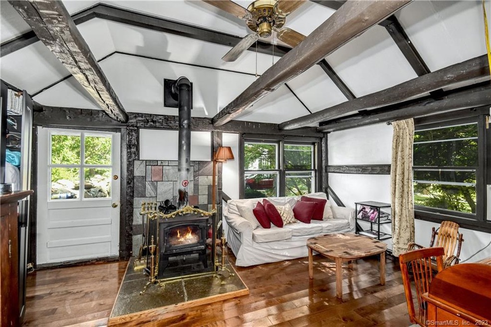 11 Wampum Hill Rd unit Cottage, Weston, CT 06883 - photo 1