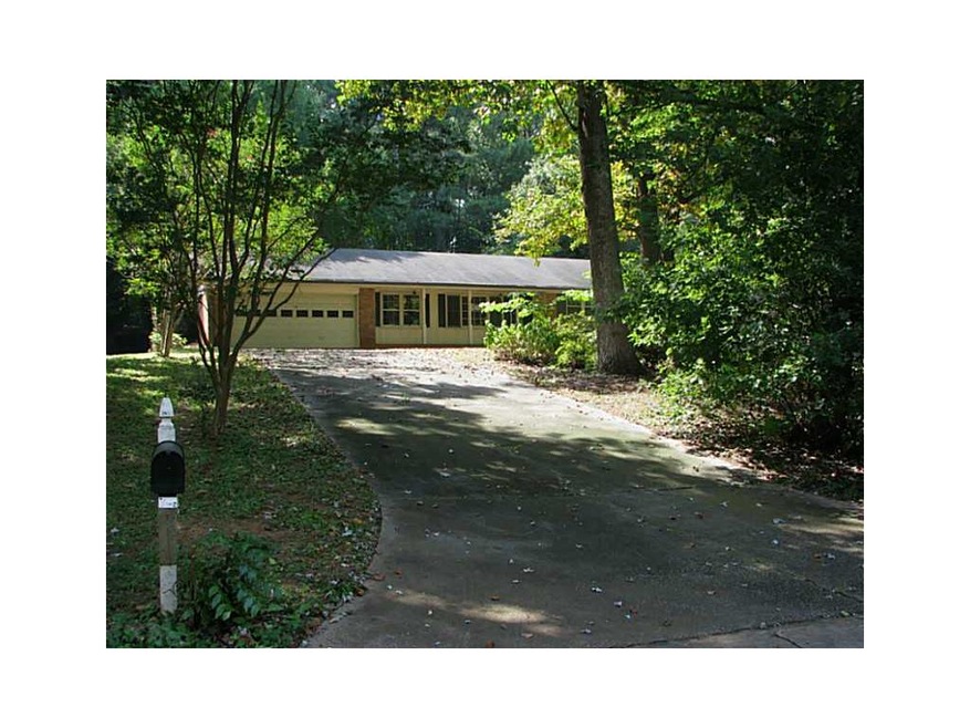 461 Beaumont Dr, Stone Mountain, GA 30087 - photo 1