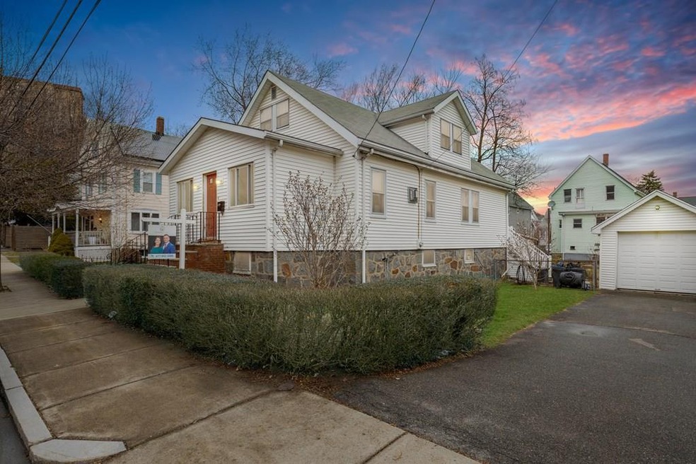 18 Wescott St, Malden, MA 02148 - photo 1