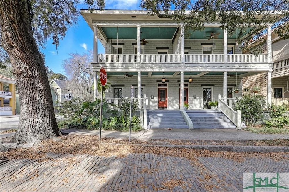 122 W 38th St, Savannah, GA 31401 - photo 1