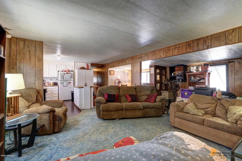 3511 E 65th Living Room