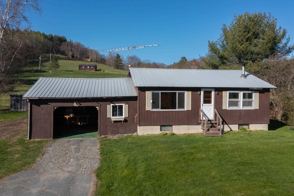 463 Clough Hill Rd unit 3, Lyman, NH 03585 - photo 1