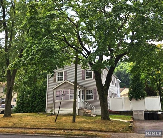 470 Market St, Elmwood Park, NJ 07407 - photo 1