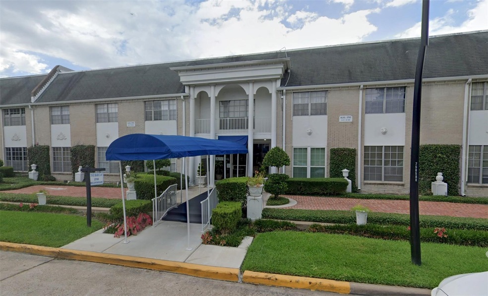 2700 Bellefontaine St unit A25, Houston, TX 77025 - photo 1