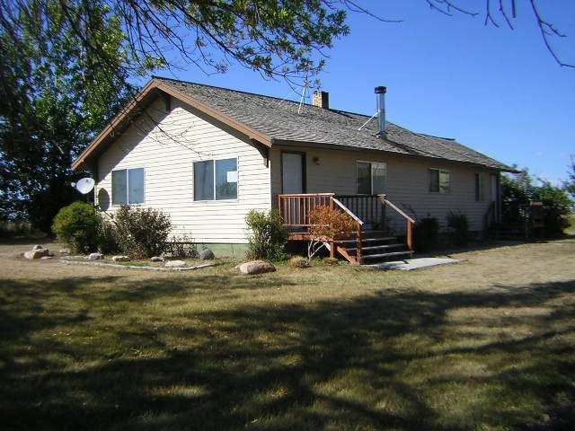 554 W 100 N, Blackfoot, ID 83221 - photo 1