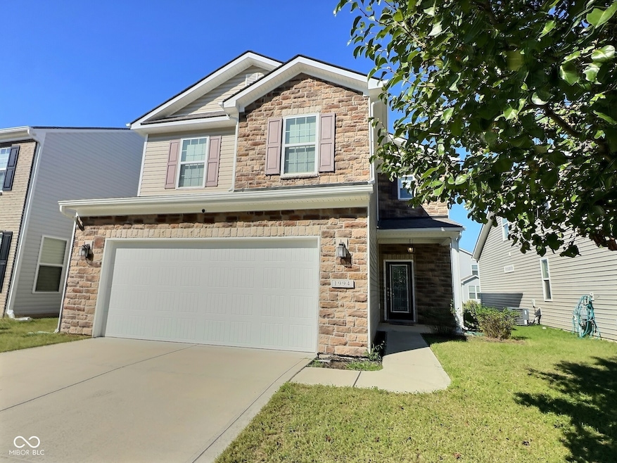 1994 Shadow Creek Blvd, Columbus, IN 47201 - photo 1