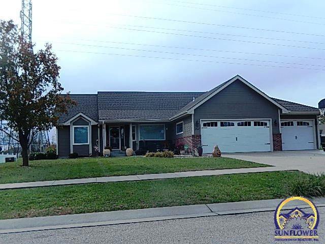 3947 SW 40th Terrace, Topeka, KS 66610 - photo 1