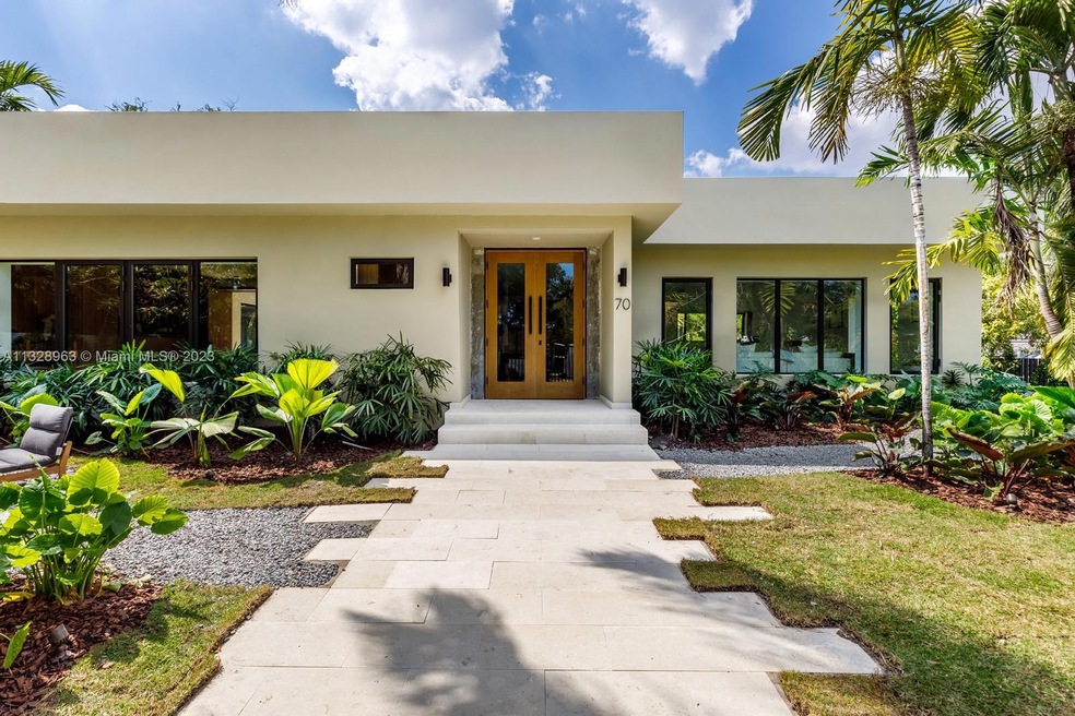 Sold $4,250,000 • Co-Listing Agent