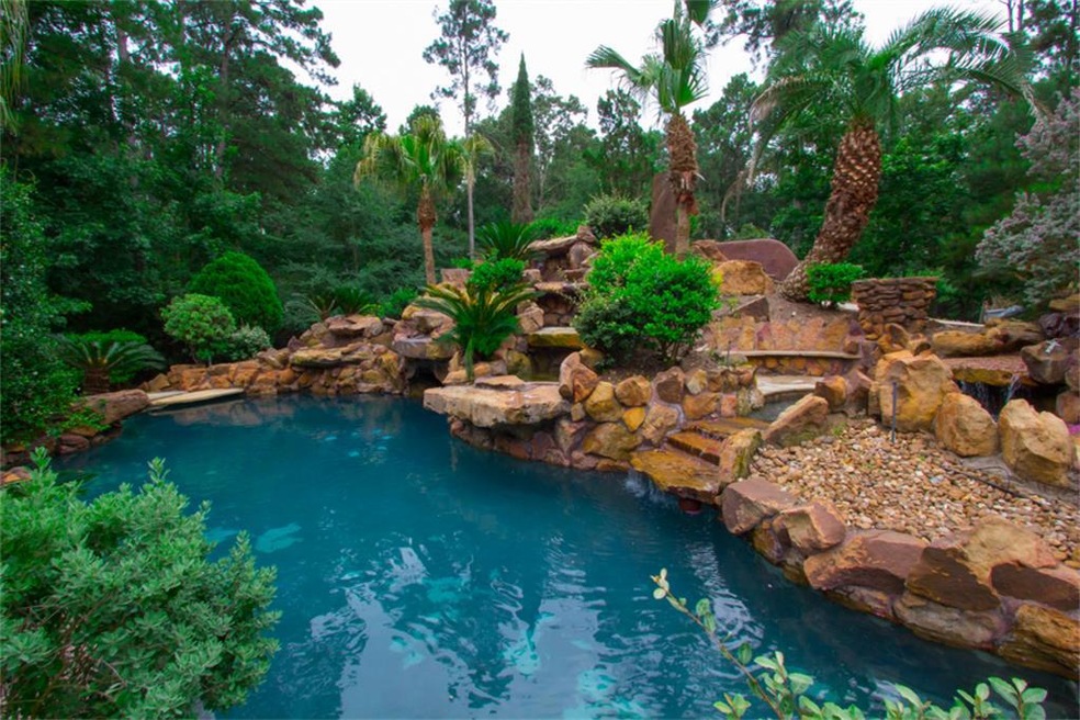 5807 Ranch Hill Dr, Magnolia, TX 77354 - photo 1