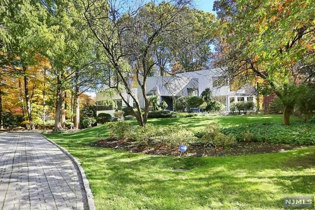 63 Forest Rd, Tenafly, NJ 07670 - photo 1