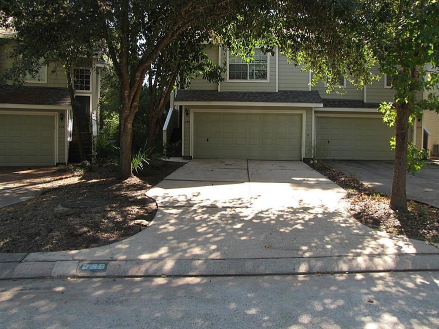 238 S Walden Elms Cir, Spring, TX 77382 - photo 1