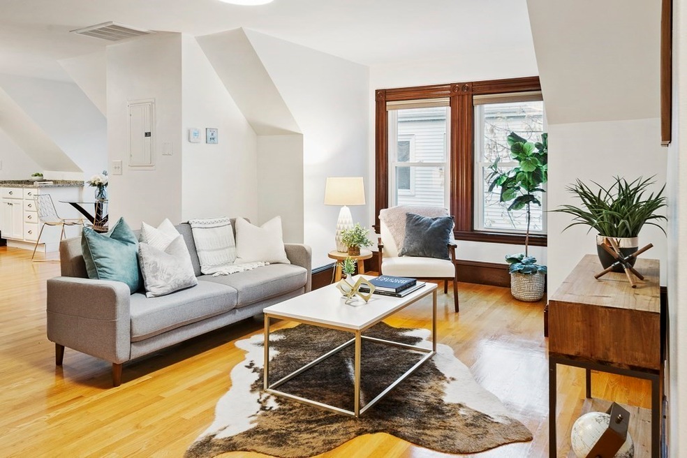 31 Sewall St unit 3, Somerville, MA 02145 - photo 1