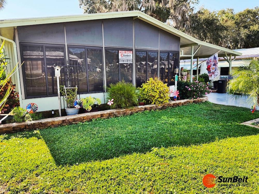 2321 Lakeside Dr, Leesburg, FL 34788 - photo 1