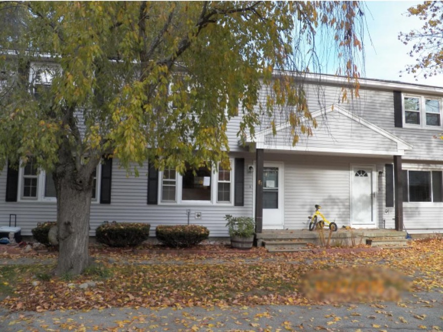 81 Granite St unit 81, Londonderry, NH 03053 - photo 1