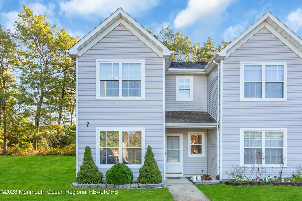 714 Leadership Ct unit 714, Toms River, NJ 08755 - photo 1