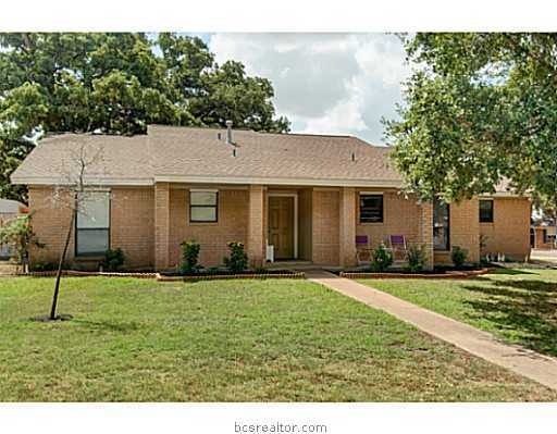 Exterior Front. Corner lot!