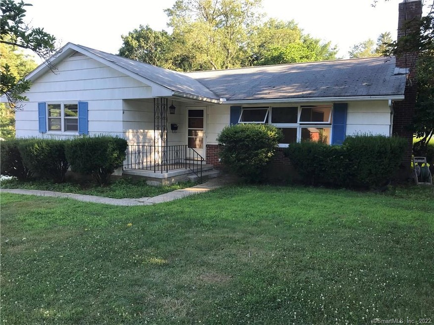 27 Cherry St, Winsted, CT 06098 - photo 1