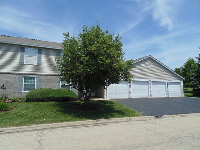 636 Mallard Ct unit 1C, Bartlett, IL 60103 - photo 1