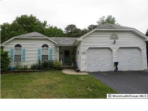 1067 Clearwater Ave, Manahawkin, NJ 08050 - photo 1