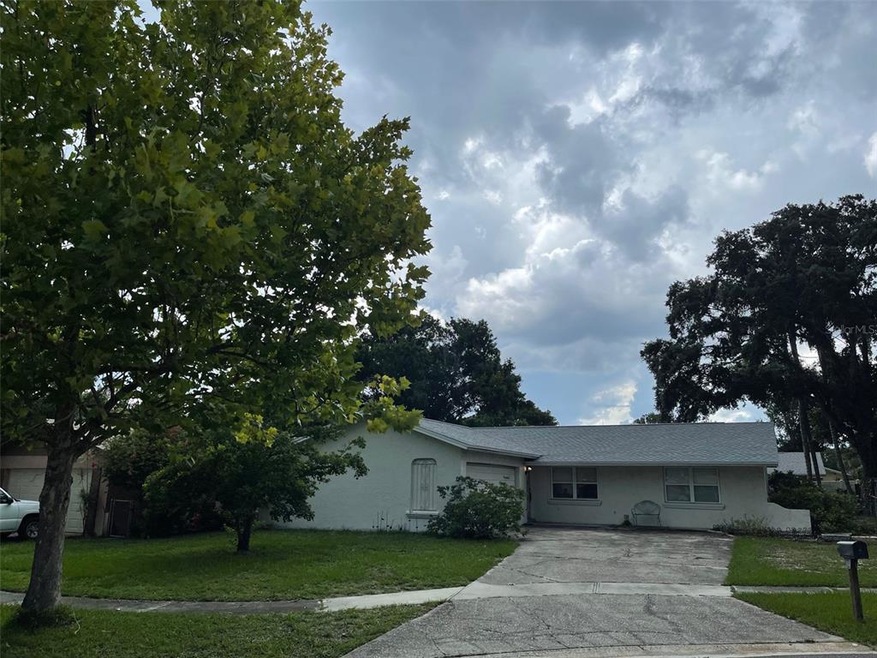 2306 Rosehill Ct, Brandon, FL 33510 - photo 1