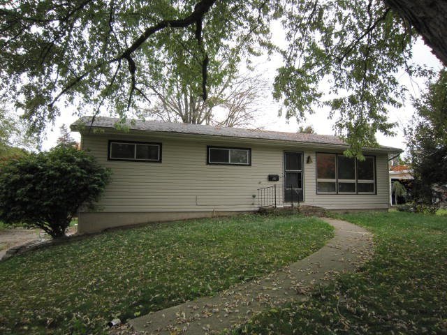 313 Buena Vista Ave, Ashland, OH 44805 - photo 1