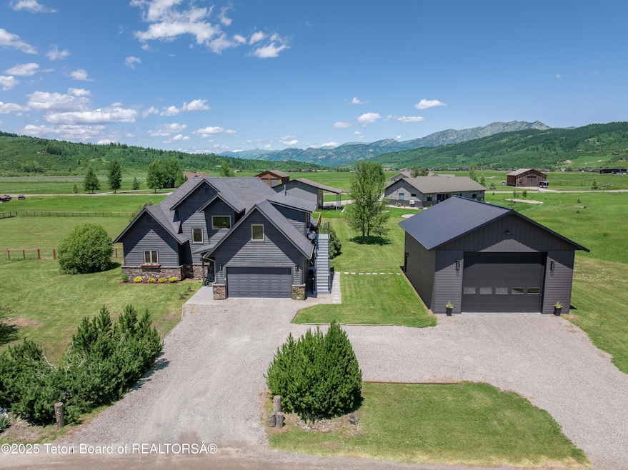 For Sale $1,395,000 • Co-Listing Agent