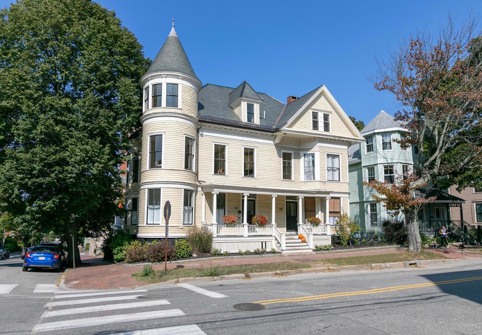 521 Cumberland Ave Portland ME-large-036