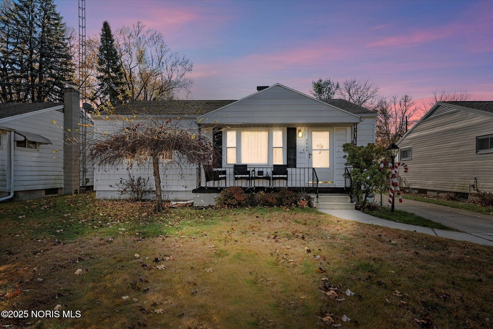 2605 Wyndale Rd, Toledo, OH 43613 - photo 1