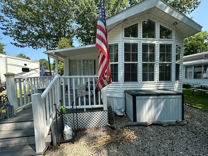 150 Chapel Rd unit 706, Wells, ME 04090 - photo 1