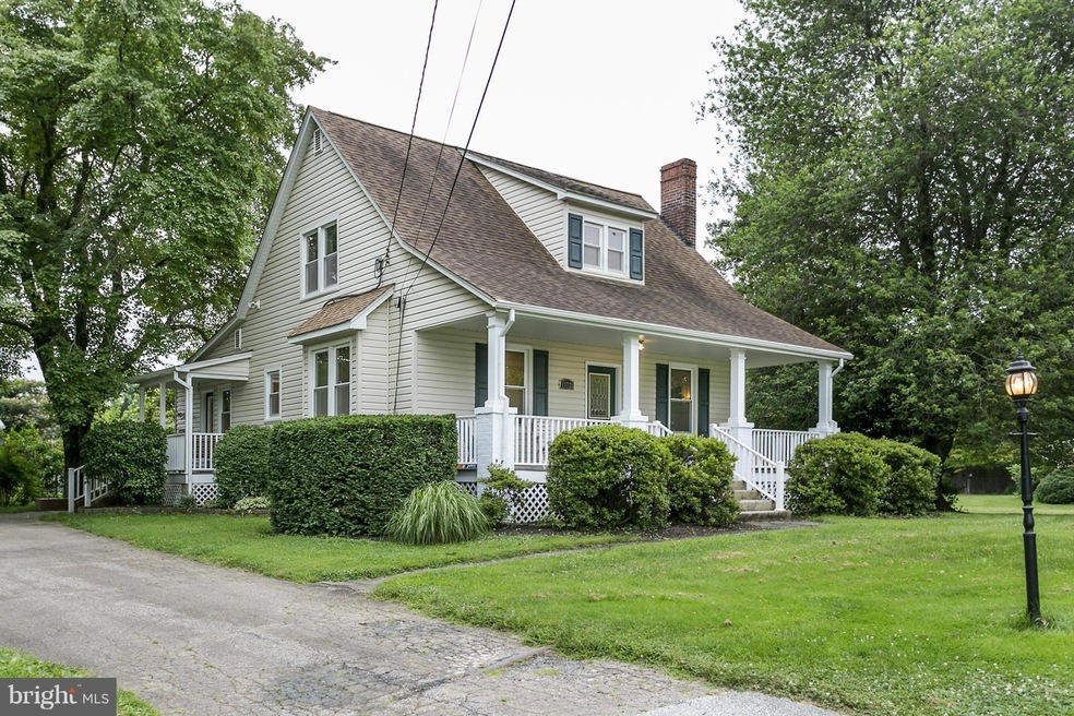 11721 Daisy Ln, Glenn Dale, MD 20769 - photo 1