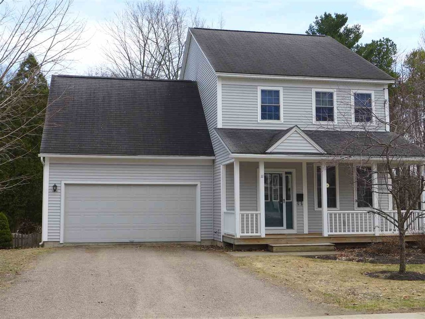 11 Mansfield Ave, Essex Junction, VT 05452 - photo 1