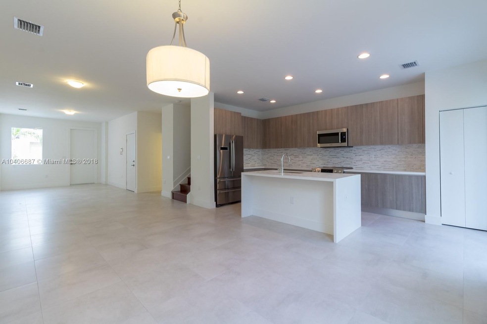 10219 NW 72nd Terrace unit 10219, Doral, FL 33178 - photo 1