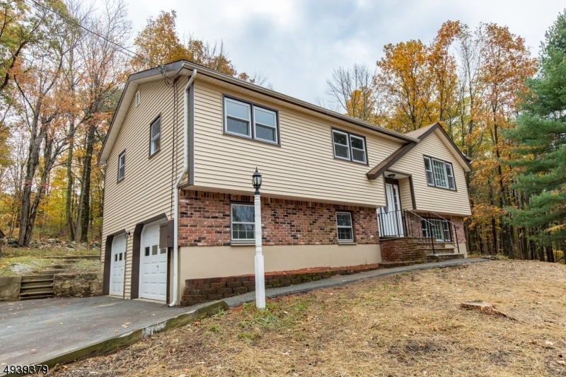 1624 Compton Rd, Wantage, NJ 07461 - photo 1