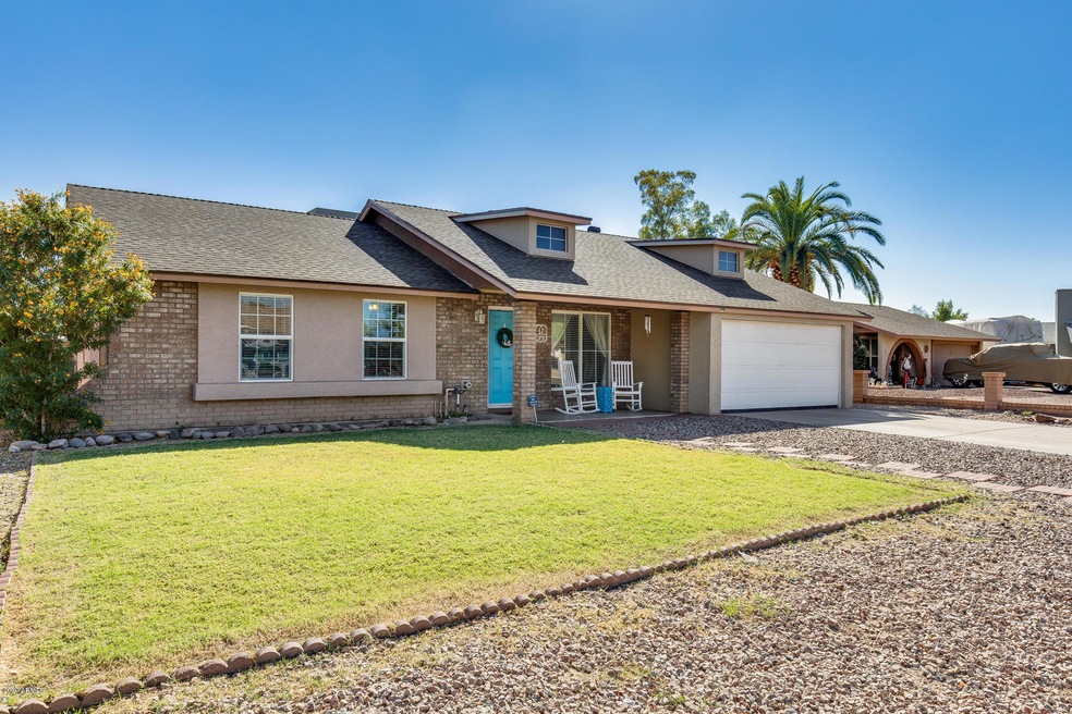 106 N 130th Cir, Chandler, AZ 85225 - photo 1