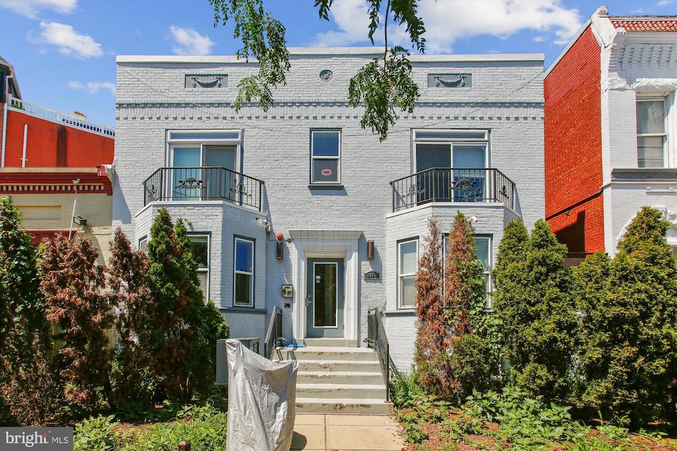 3404 13th St NW unit 102, Washington, DC 20010 - photo 1