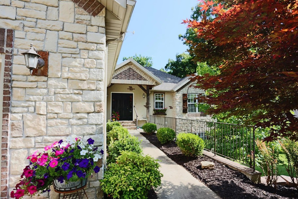 277 Country Bluff