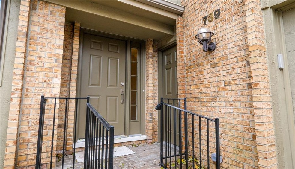 739 Arbor Ct, Bloomfield Hills, MI 48304 - photo 1