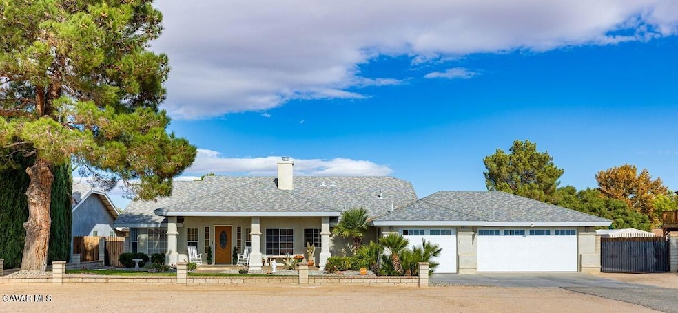 9629 Mendiburu Rd, California City, CA 93505 - photo 1