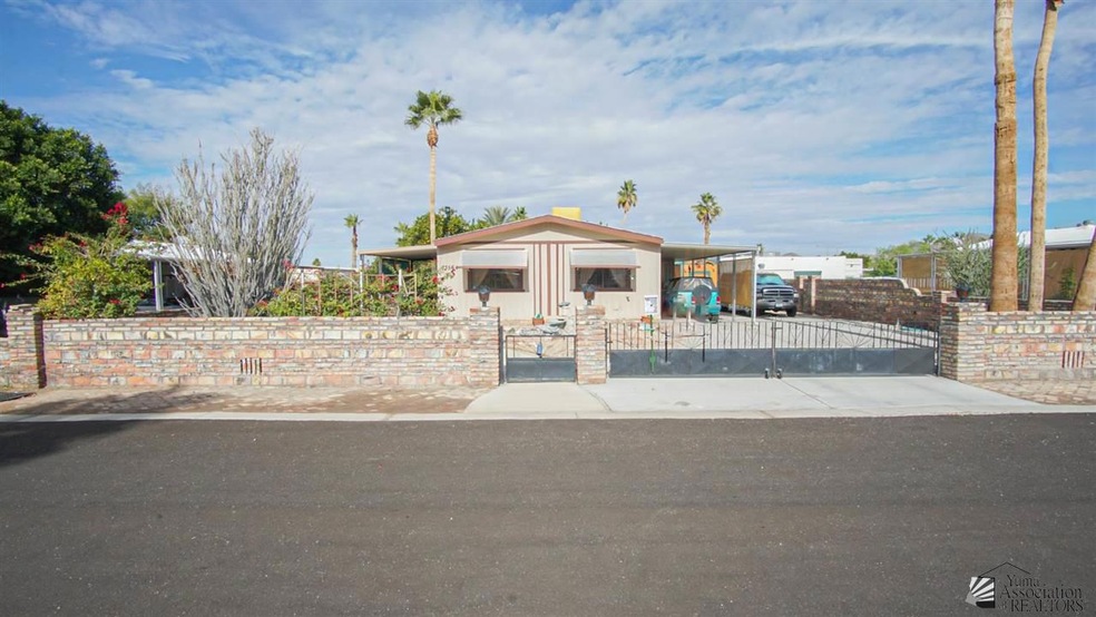 13564 E 45th Dr, Yuma, AZ 85367 - photo 1