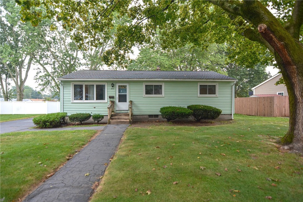 206 Asylum Rd, Warwick, RI 02886 - photo 1