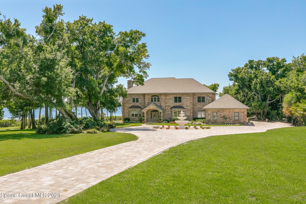 4411 Crooked Mile Rd, Merritt Island, FL 32952 - photo 1