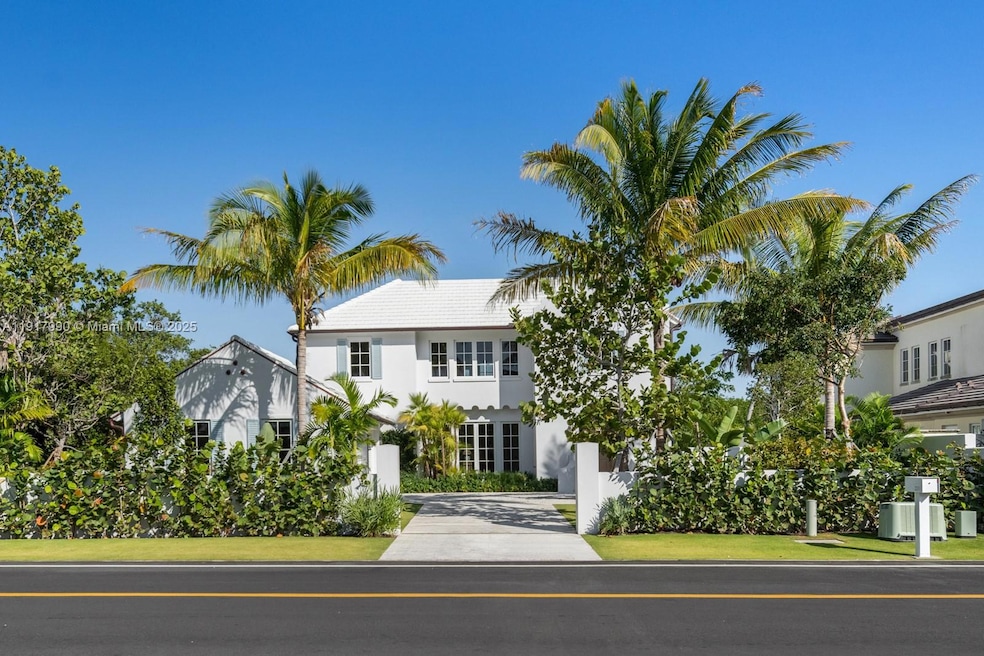 2219 Ibis Isle Rd E, Palm Beach, FL 33480 - photo 1