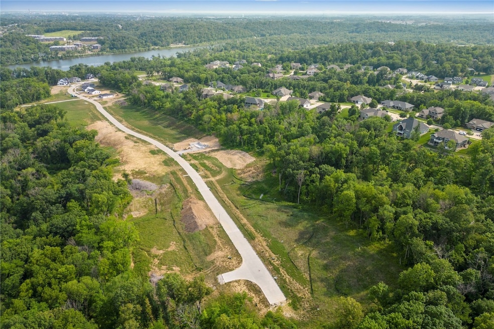 5225 Seminole Valley Trail, Cedar Rapids, IA 69122 - photo 1