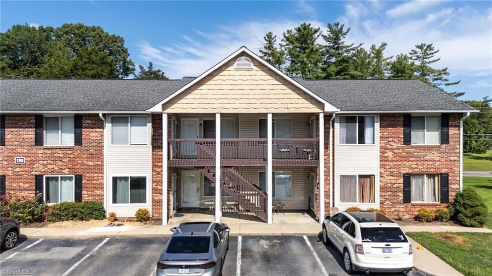 Sold $150,000 • Co-Listing Agent