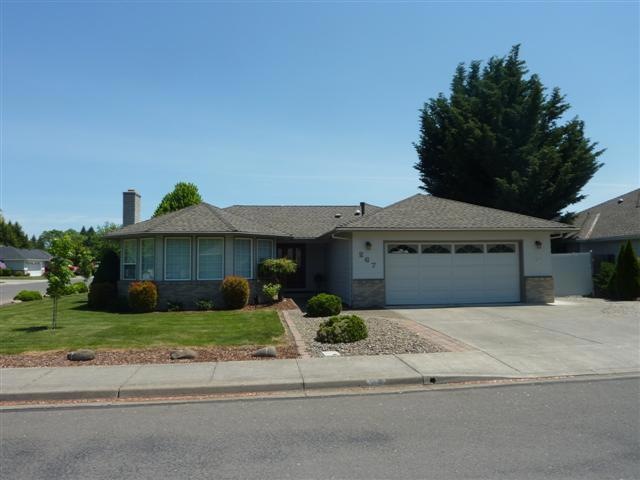 267 Vincent Ct, Central Point, OR 97502 - photo 1