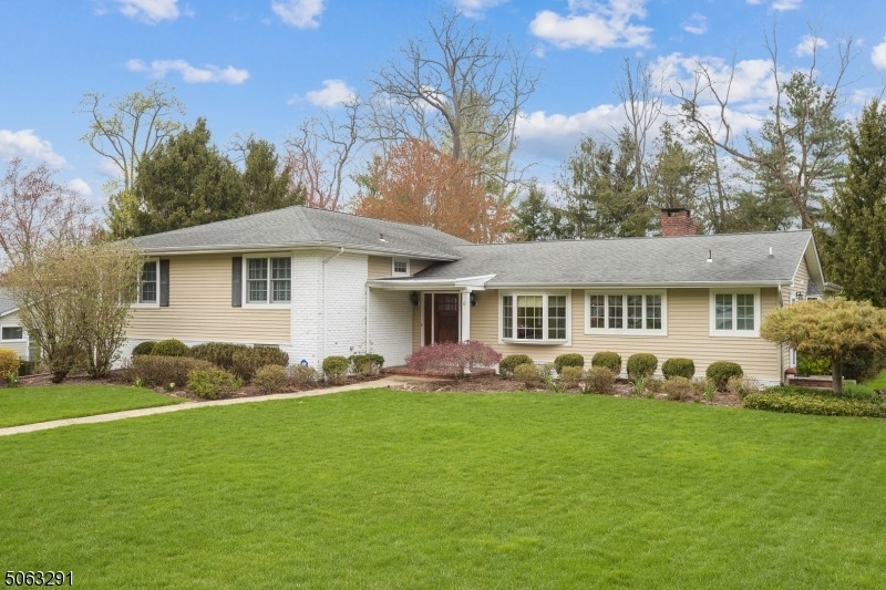 11 Runnymede Rd, Chatham, NJ 07928 - photo 1