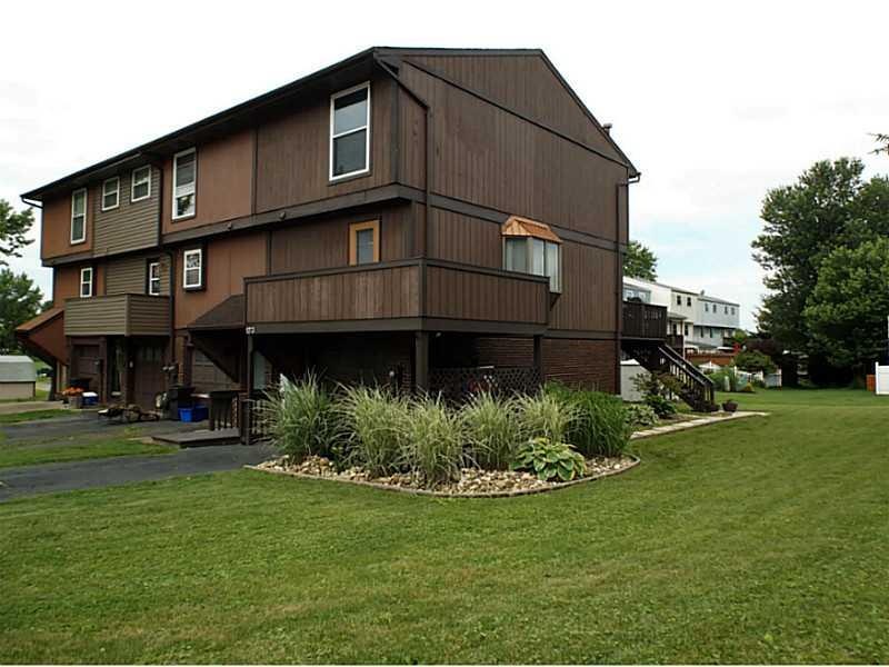 Exterior Front. Nice side yard and side bay window